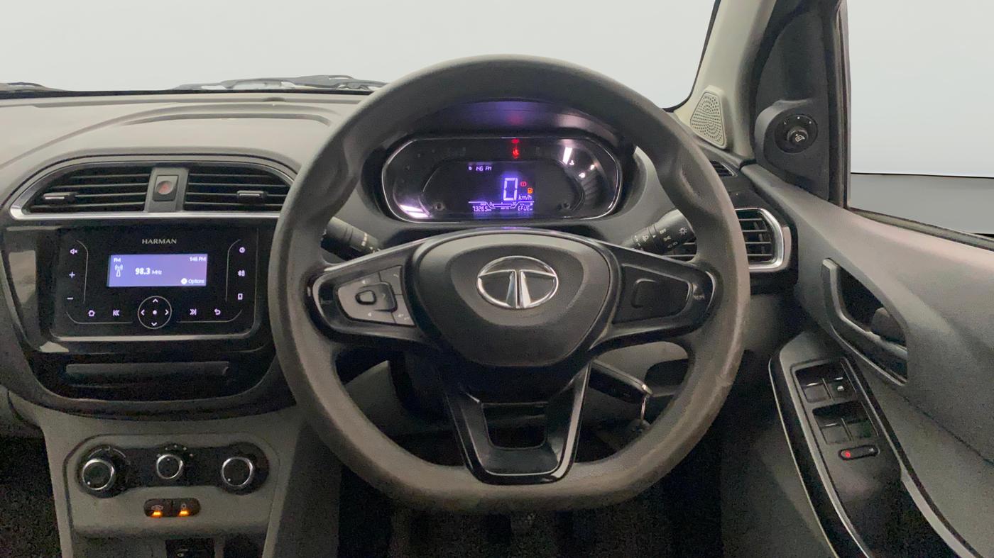 2020 Tata Tiago XT PETROL, Petrol, Manual, 73,250 km, Steering Wheel Close Up
