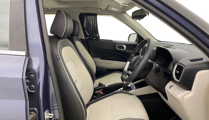2022 Hyundai VENUE SX 1.0 (O) TURBO IMT, Petrol, Manual, 22,472 km, Right Side Front Door Cabin
