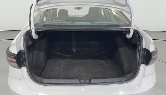 2023 Volkswagen VIRTUS TOPLINE TSI 1.0 MT, Petrol, Manual, 48,614 km, Boot Open Zoomed View