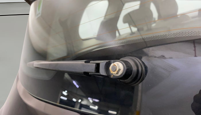 2023 Tata Safari XZA PLUS GOLD, Diesel, Automatic, 39,398 km, Rear Wiper