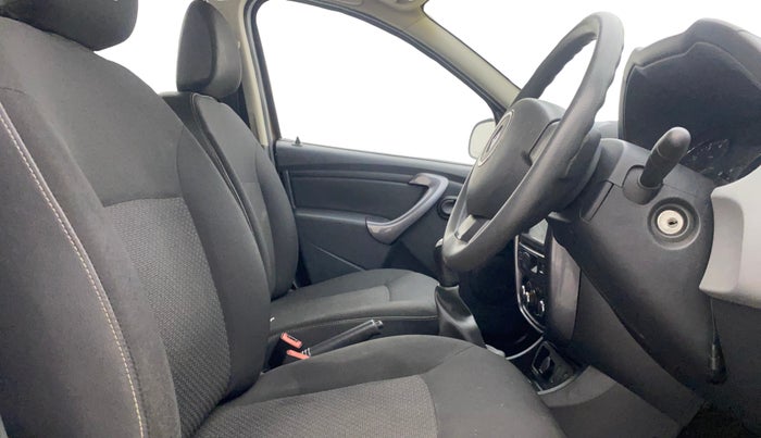 2014 Renault Duster 85 PS RXE DIESEL, Diesel, Manual, 78,157 km, Right Side Front Door Cabin