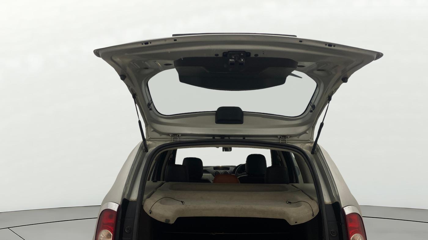 2015 Renault Duster 85 PS RXL DIESEL, Diesel, Manual, 73,904 km, Boot Door Open