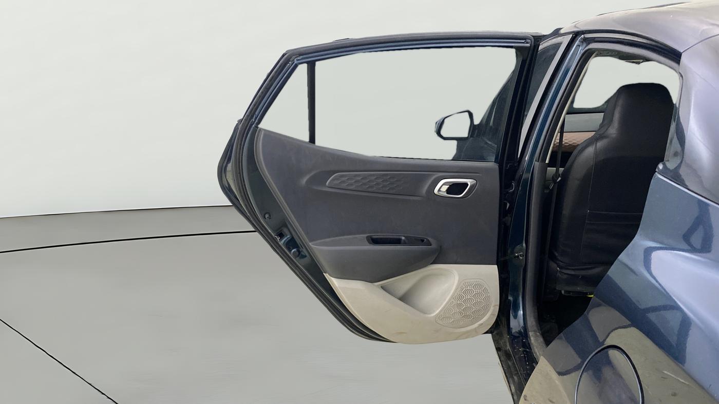 2023 Hyundai AURA SX 1.2 CNG, CNG, Manual, 91,199 km, LHS Rear Door
