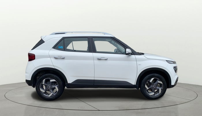 2022 Hyundai VENUE SX PLUS 1.0 TURBO DCT, Petrol, Automatic, 11,452 km, Right Side View