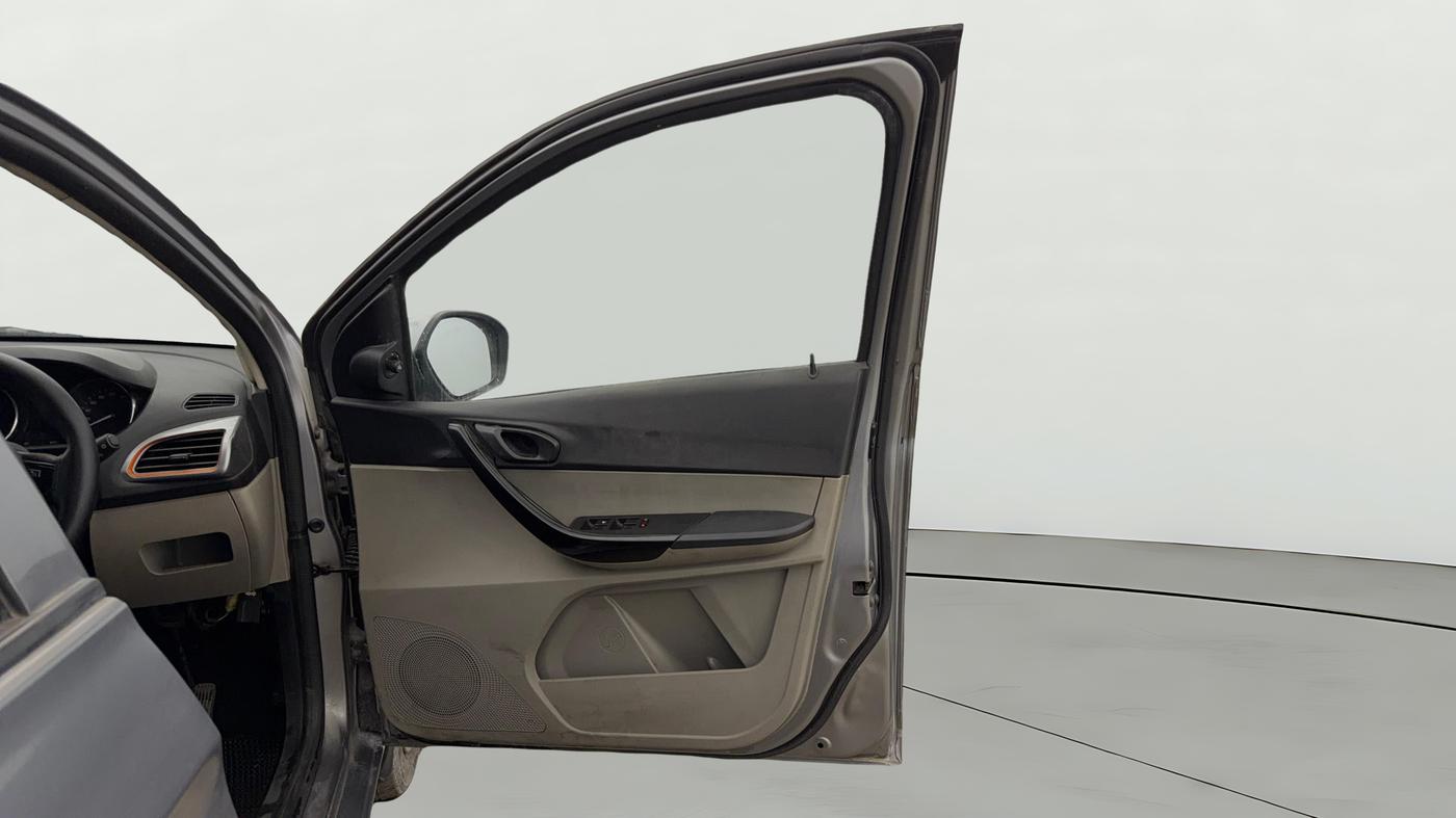 2019 Tata Tiago WIZZ EDITION PETROL, Petrol, Manual, 98,781 km, RHS Front Door
