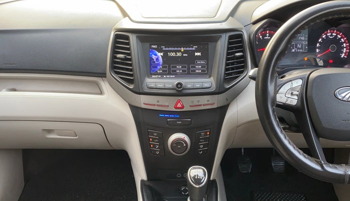 2020 Mahindra XUV300 W6 1.2 PETROL, Petrol, Manual, 57,600 km, Air Conditioner