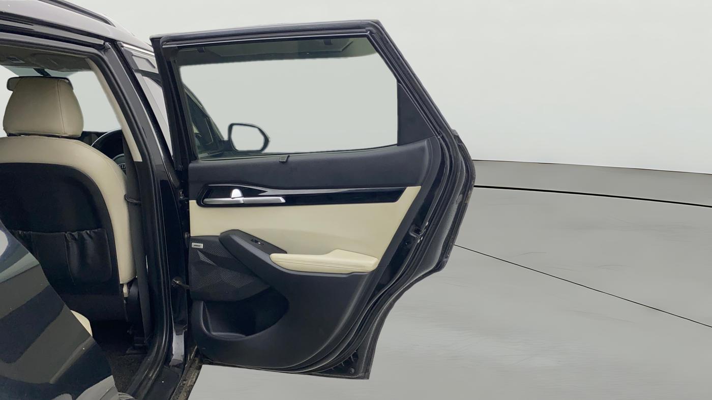 2020 KIA SELTOS HTX PLUS AT1.5 DIESEL, Diesel, Automatic, 1,31,310 km, RHS Rear Door