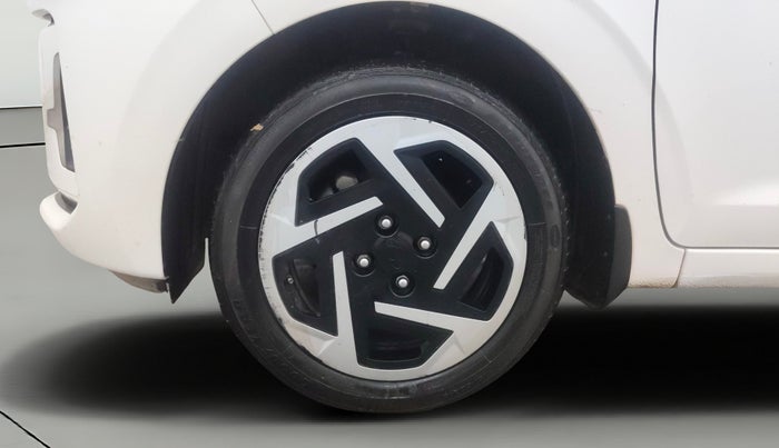2024 Hyundai GRAND I10 NIOS SPORTZ AMT 1.2 KAPPA VTVT, Petrol, Automatic, 42,465 km, Left Front Wheel