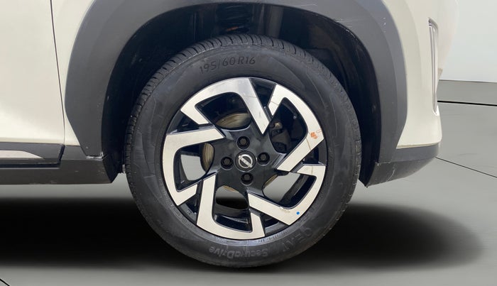 2021 Nissan MAGNITE XV TURBO CVT, Petrol, Automatic, 33,105 km, Right Front Wheel