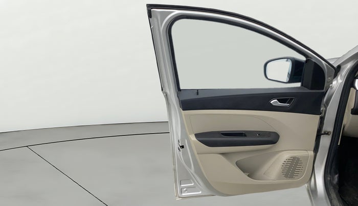 2022 Renault TRIBER RXZ, Petrol, Manual, 19,954 km, LHS Front Door