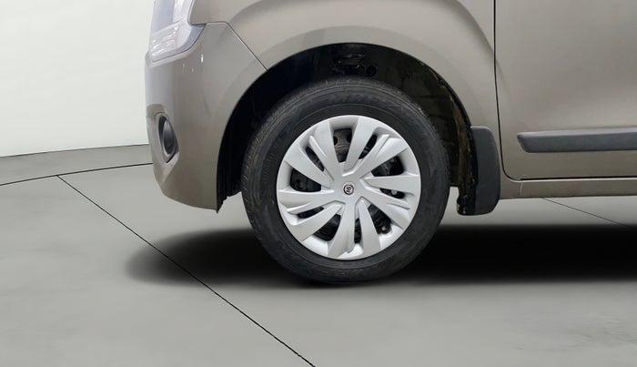 2020 Maruti New Wagon-R VXI 1.0, Petrol, Manual, 56,439 km, Left Front Wheel
