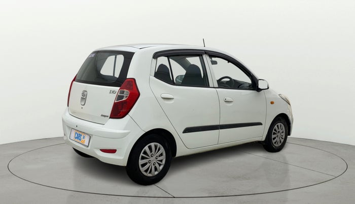 2013 Hyundai i10 MAGNA 1.1, CNG, Manual, 1,06,330 km, Right Back Diagonal