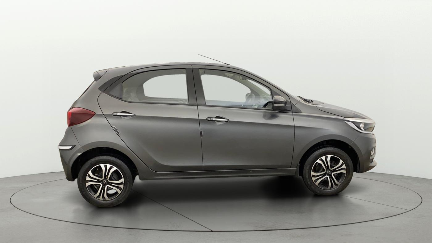 2022 Tata Tiago XZ PLUS CNG, CNG, Manual, 69,706 km, Right Side View