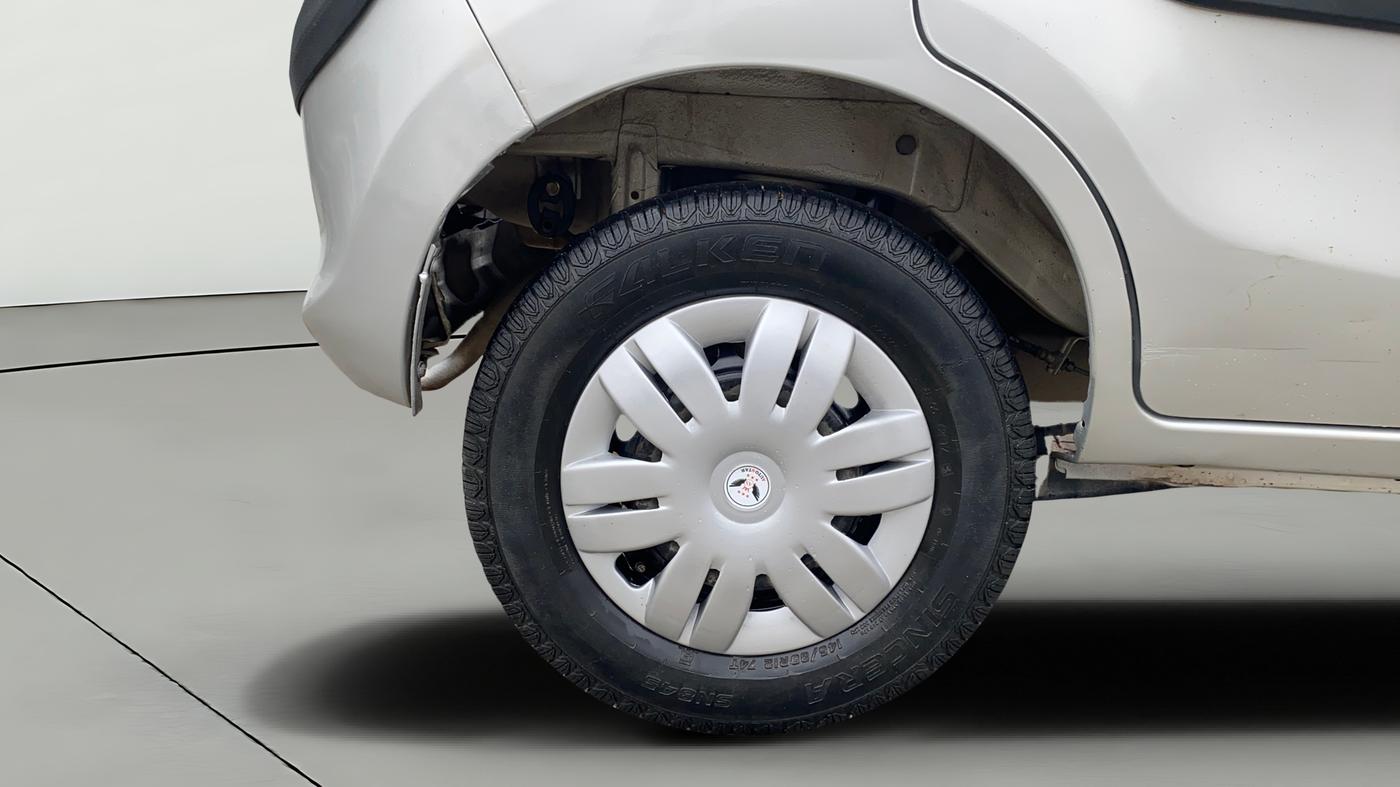 2015 Maruti Alto 800 VXI, Petrol, Manual, 37,164 km, Right Rear Wheel