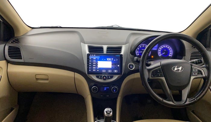 2016 Hyundai Verna FLUIDIC 4S1.6 VTVT SX O, Petrol, Manual, 85,605 km, Dashboard