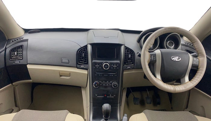 2015 Mahindra XUV500 W6, Diesel, Manual, 54,569 km, Dashboard