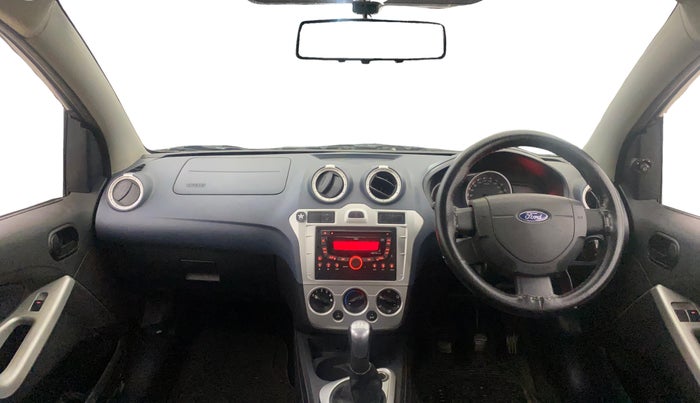 2013 Ford Figo TITANIUM 1.2 PETROL, Petrol, Manual, 28,990 km, Dashboard