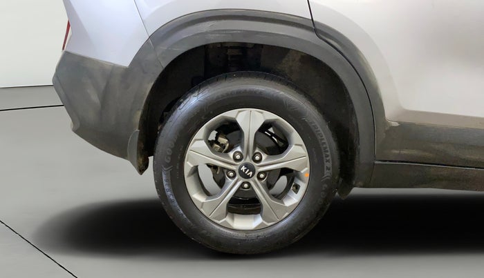 2019 KIA SELTOS HTK PLUS AT 1.5 DIESEL, Diesel, Automatic, 76,981 km, Right Rear Wheel