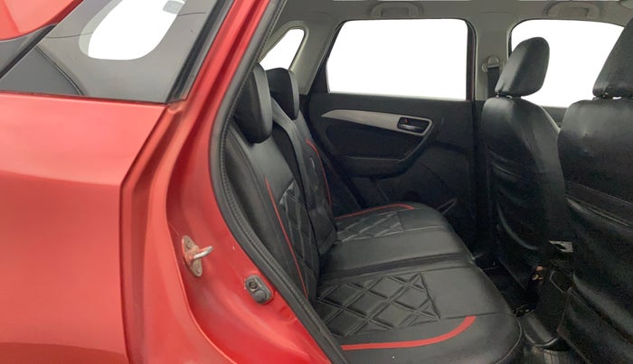 2017 Maruti Vitara Brezza ZDI, Diesel, Manual, 1,39,612 km, Right Side Rear Door Cabin