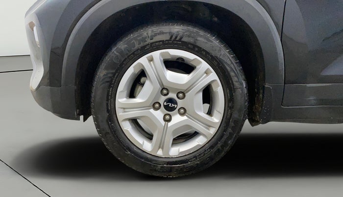 2023 KIA SONET HTK PLUS 1.2, Petrol, Manual, 17,883 km, Left Front Wheel