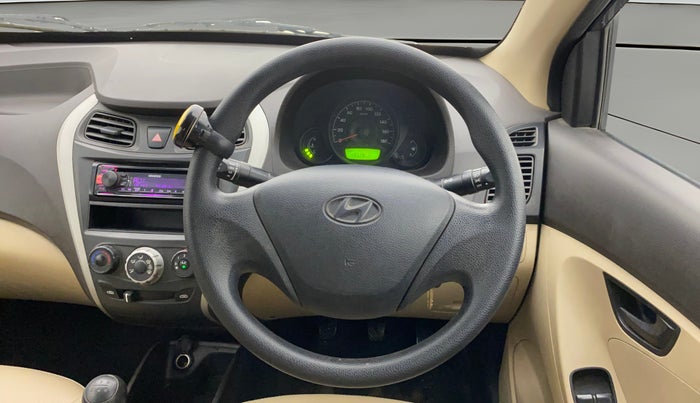 2017 Hyundai Eon ERA +, Petrol, Manual, 43,284 km, Steering Wheel Close Up