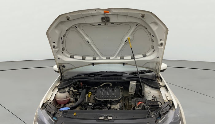 2019 Volkswagen Polo COMFORTLINE 1.0L MPI, Petrol, Manual, 46,393 km, Open Bonet