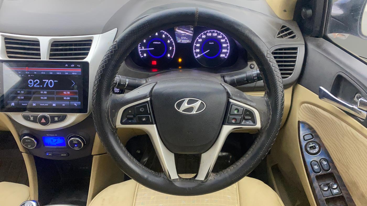 2014 Hyundai Verna FLUIDIC 1.6 VTVT SX OPT, Petrol, Manual, 99,523 km, Steering Wheel Close Up