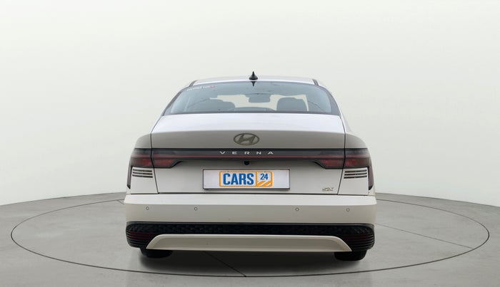 2023 Hyundai Verna SX (O)1.5 VTVT, Petrol, Manual, 53,198 km, Back/Rear
