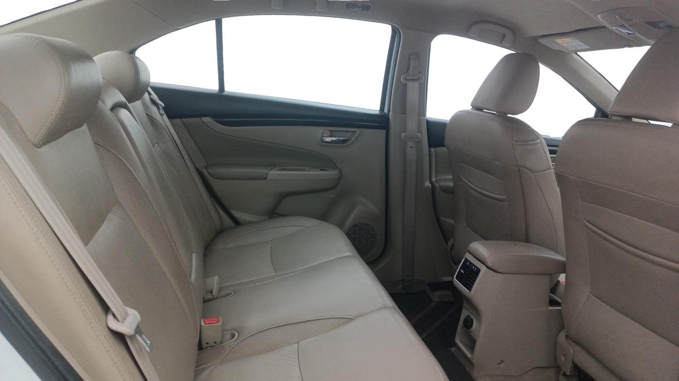 2017 Maruti Ciaz ALPHA  AT 1.4  PETROL, CNG, Automatic, 91,133 km, Right Side Rear Door Cabin