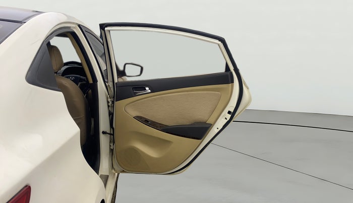 2014 Hyundai Verna FLUIDIC 1.6 CRDI SX, Diesel, Manual, 1,35,671 km, RHS Rear Door