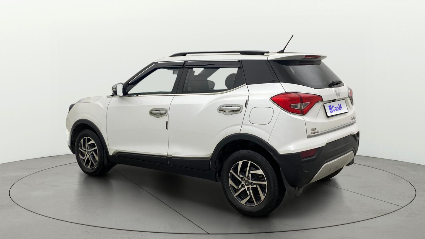 2024 Mahindra XUV300 W8 (O) 1.2 PETROL AMT, Petrol, Automatic, 45,360 km, Left Back Diagonal