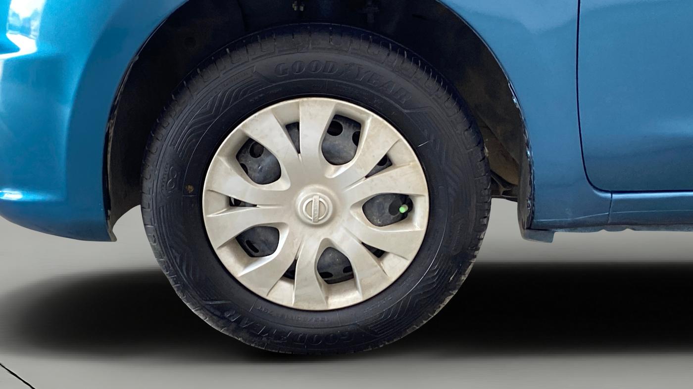 2015 Nissan Micra Active XV, Petrol, Manual, 67,227 km, Left Front Wheel