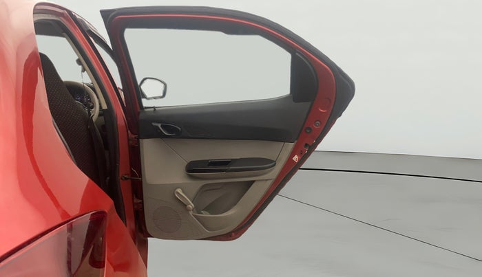 2017 Tata Tiago XE PETROL, CNG, Manual, 96,208 km, RHS Rear Door