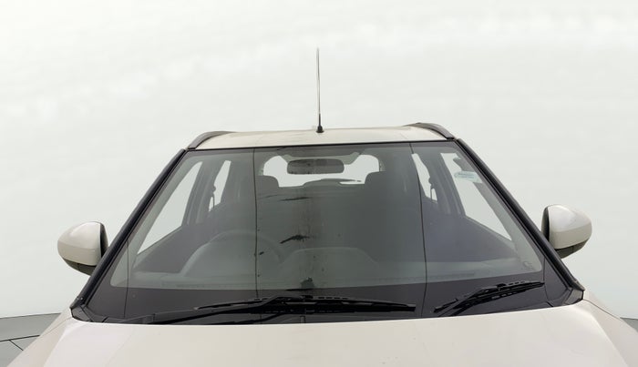 2018 Maruti Vitara Brezza ZDI, Diesel, Manual, 39,636 km, Front Windshield