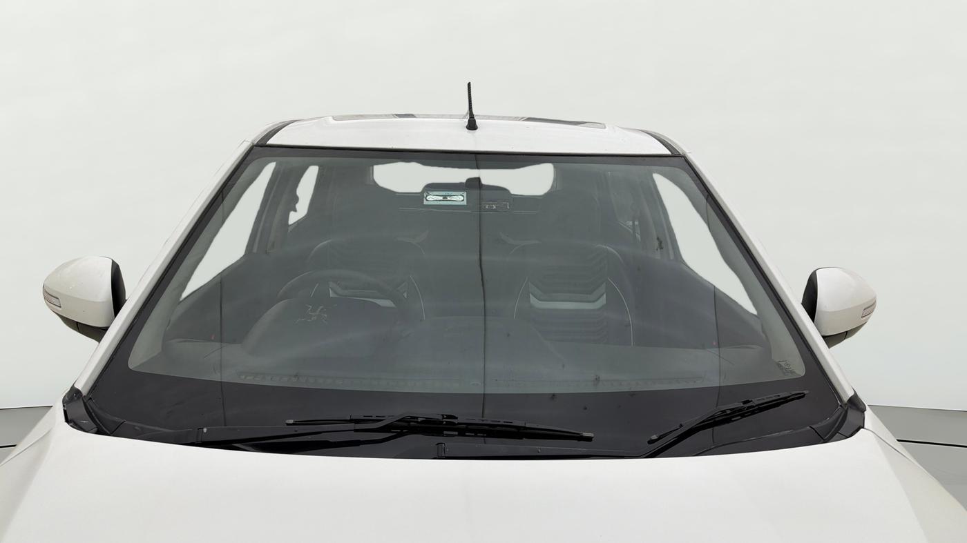 2022 Maruti BREZZA LXI, Petrol, Manual, 75,203 km, Front Windshield