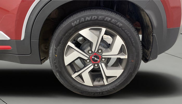 2023 KIA SONET GTX PLUS 1.0 DCT, Petrol, Automatic, 33,929 km, Left Rear Wheel