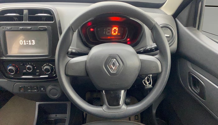2016 Renault Kwid RXT 1.0 AMT, Petrol, Automatic, 20,099 km, Steering Wheel Close Up