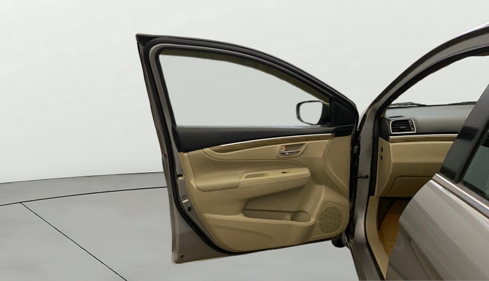 2018 Maruti Ciaz ALPHA  AT 1.5 SHVS PETROL, Petrol, Automatic, 62,754 km, LHS Front Door