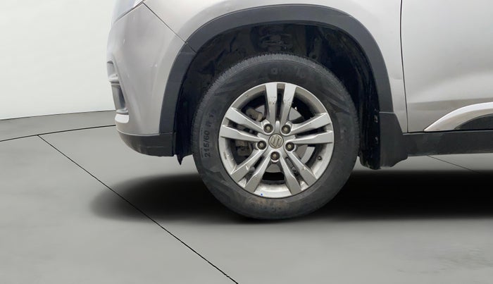 2017 Maruti Vitara Brezza ZDI, Diesel, Manual, 96,958 km, Left Front Wheel