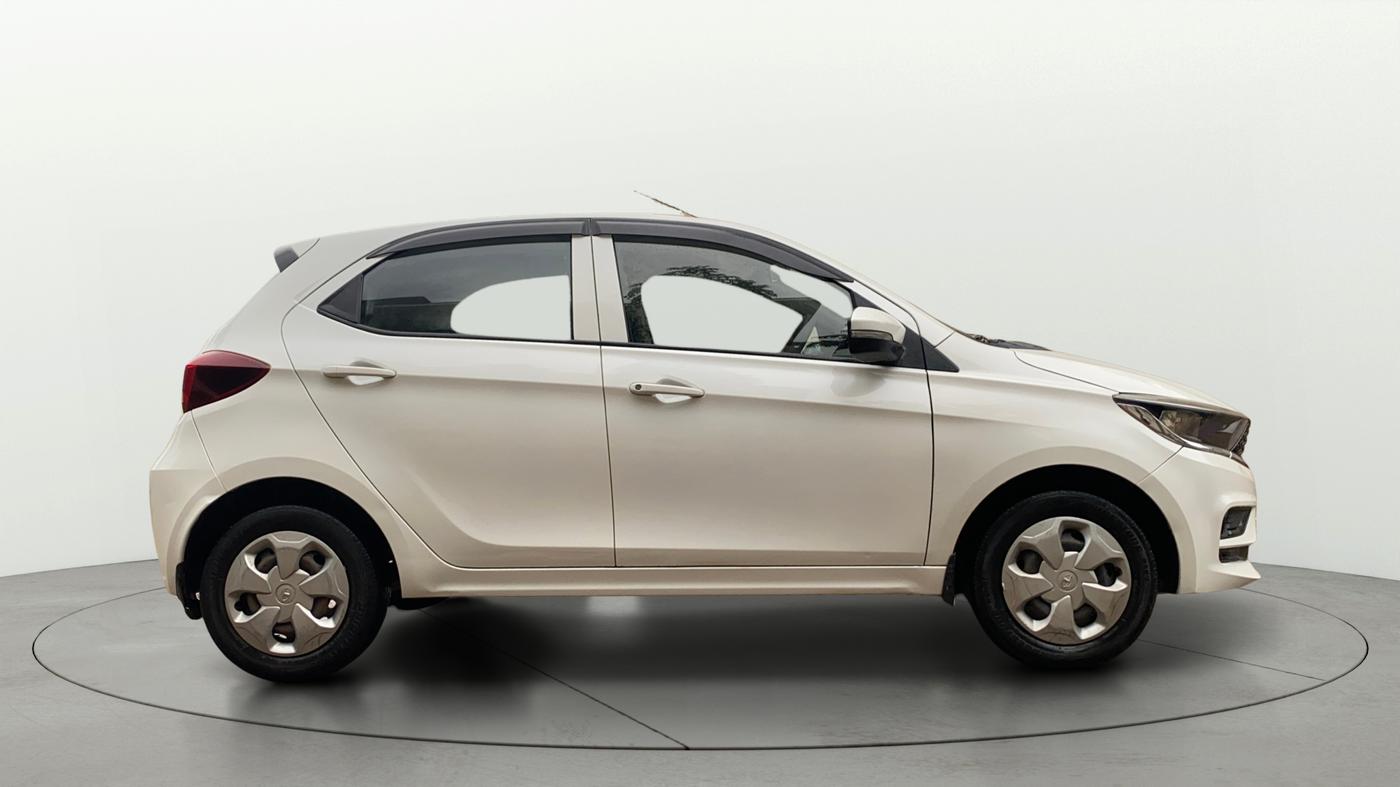 2020 Tata Tiago XT PETROL, Petrol, Manual, 46,888 km, Right Side View