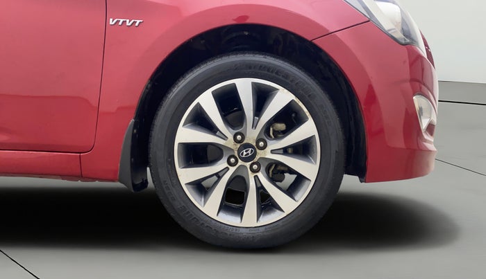 2015 Hyundai Verna FLUIDIC 4S1.6 VTVT SX O, Petrol, Manual, 70,607 km, Right Front Wheel