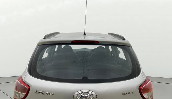 2018 Hyundai Grand i10 SPORTZ AT 1.2 KAPPA VTVT, Petrol, Automatic, 63,174 km, Rear Windshield
