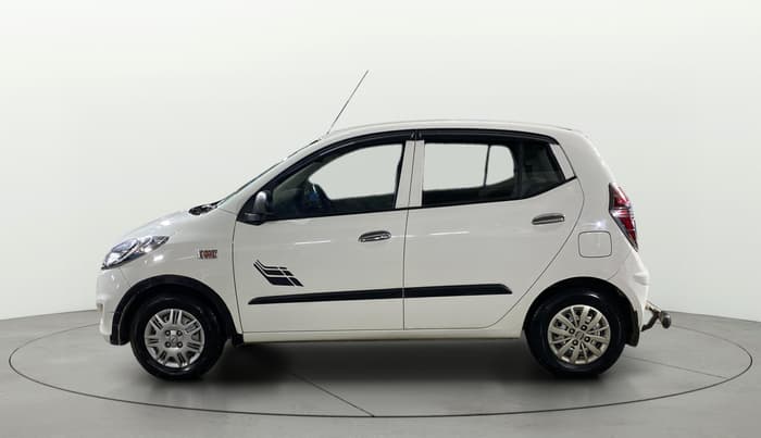 2016 Hyundai i10 MAGNA 1.1, Petrol, Manual, 9,979 km, Left Side