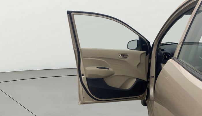 2018 Hyundai NEW SANTRO MAGNA AMT, Petrol, Automatic, 34,584 km, LHS Front Door