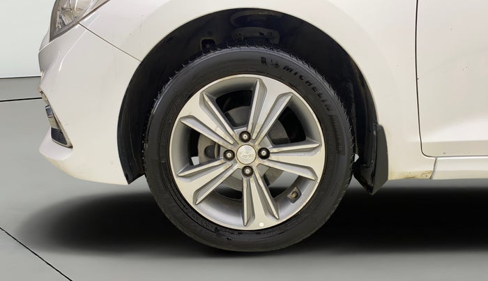 2017 Hyundai Verna 1.6 VTVT SX (O) AT, Petrol, Automatic, 71,150 km, Left Front Wheel