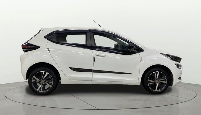 2020 Tata ALTROZ XZ (O) PETROL, Petrol, Manual, 50,792 km, Right Side View