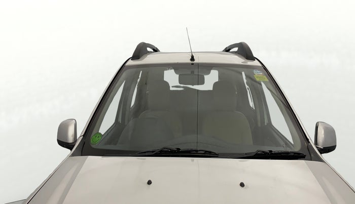 2013 Renault Duster 85 PS RXL DIESEL, Diesel, Manual, 1,49,882 km, Front Windshield