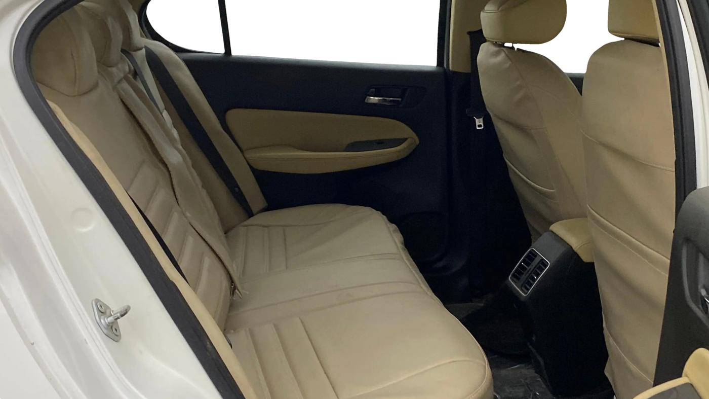 2020 Honda City 1.5L I-VTEC ZX CVT, Petrol, Automatic, 42,776 km, Right Side Rear Door Cabin