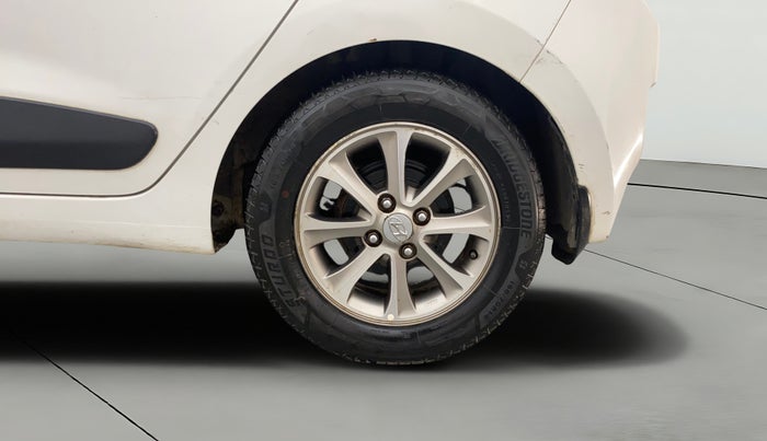 2016 Hyundai Grand i10 ASTA (O) AT 1.2 KAPPA VTVT, CNG, Automatic, 75,556 km, Left Rear Wheel