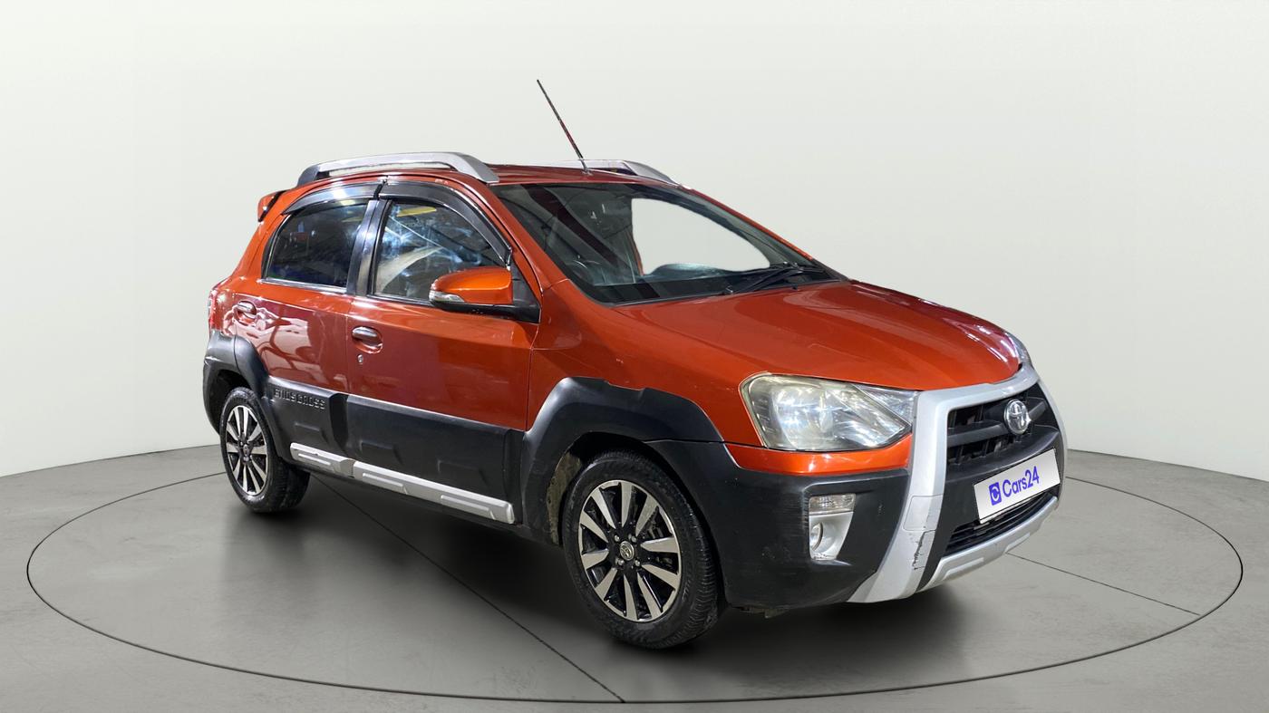 2014 Toyota Etios CROSS 1.5 V, Petrol, Manual, 93,288 km, SRP